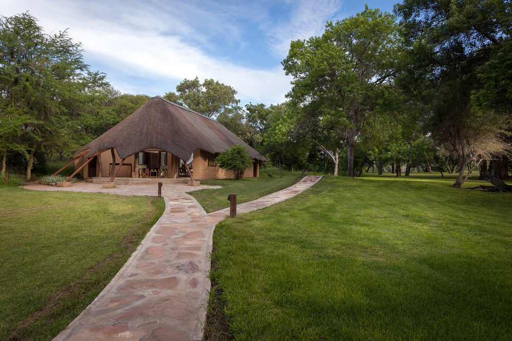 Tuli Safari Lodge Lentswelemoriti Bagian luar foto